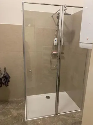 Charmante Altbauwohnung 72Qm فيينا 0*,